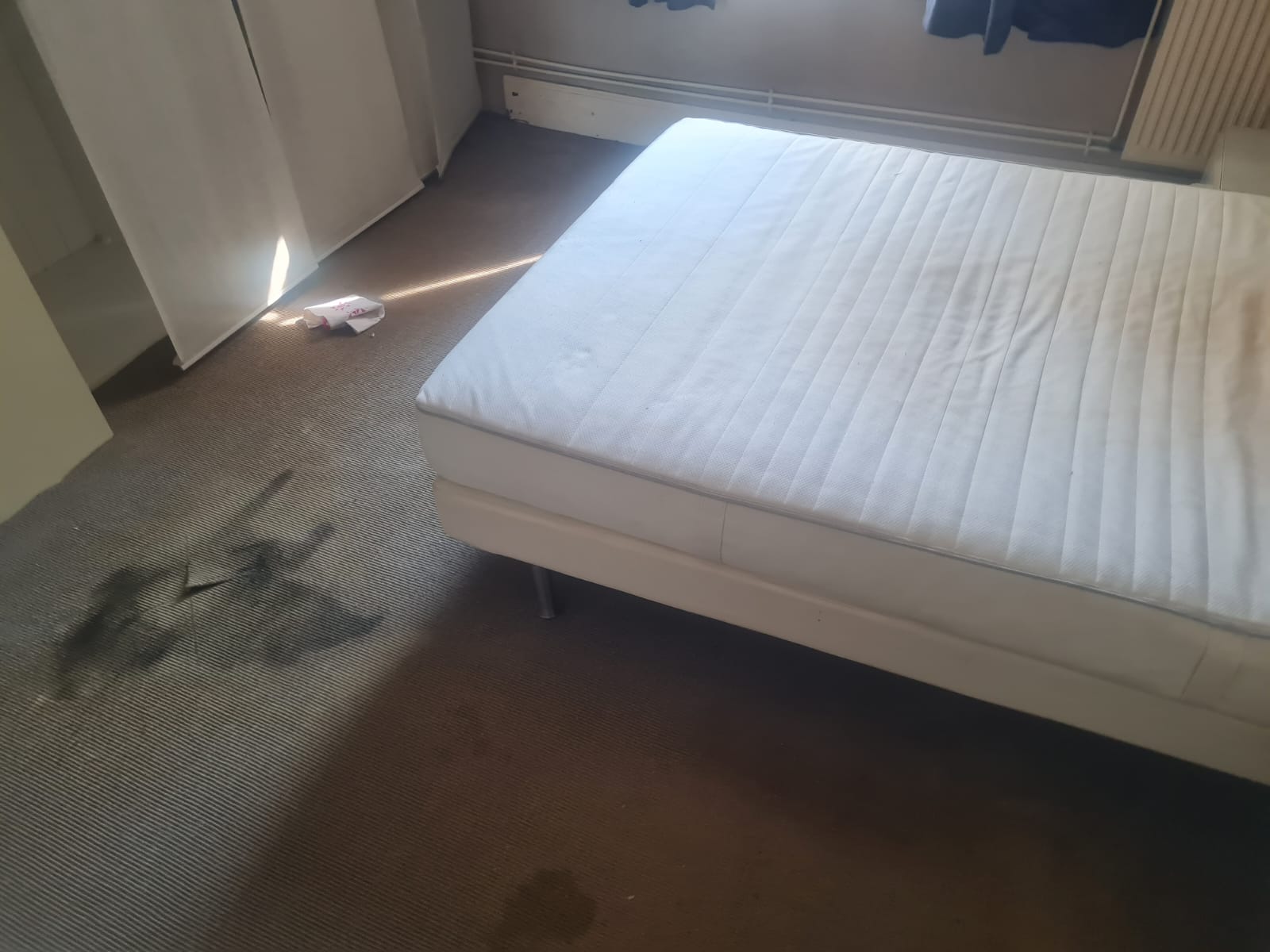 Le nettoyage après décès dans un logement insalubre à Courbevoie : méthodes et précautions WhatsApp Image 2025 06 19 A 10.28.45 66522fe9